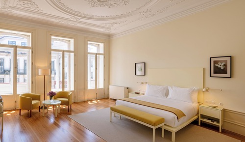 Deluxe Double Room, Balcony, City View