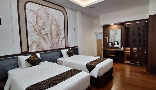 Deluxe Double or Twin Room