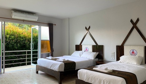 Superior Triple Room