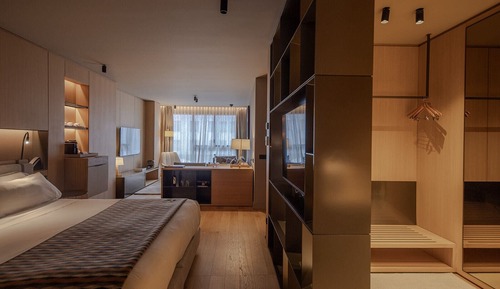Suite with terrace