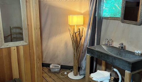 Deluxe tent (Bear)