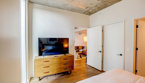 Luxury Condo, 2 Bedrooms