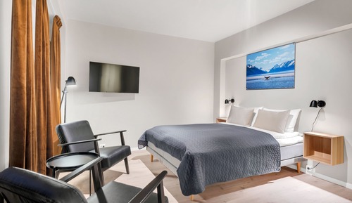 Apartment with separate bedroom and workspace