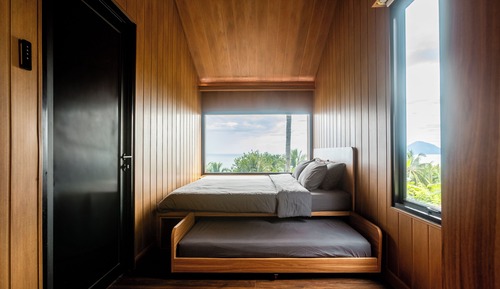 Premier Cabin
