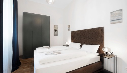 City Apartment, 1 Queen Bed with Sofa bed, Non Smoking