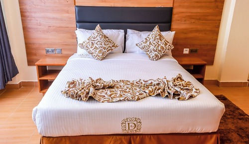 Deluxe Room, Lake View