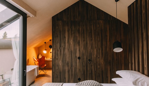 Premium Room