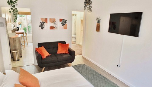 Studio Suite, 1 Queen Bed, Patio