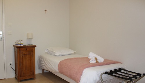 Basic Single Room