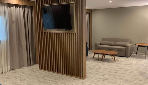 Premium Room, 1 King Bed, Non Smoking