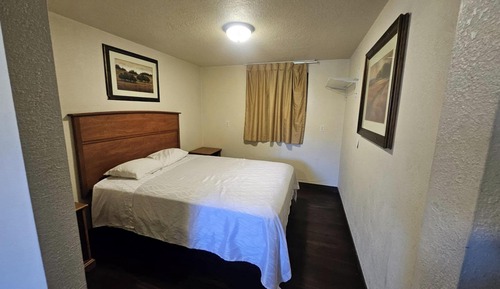 Room (2 King Bed)