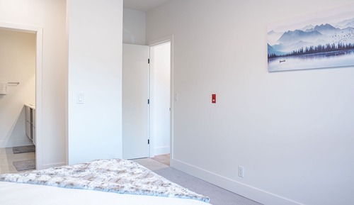 Condo, 2 Bedrooms