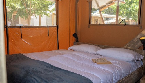 Deluxe Tent