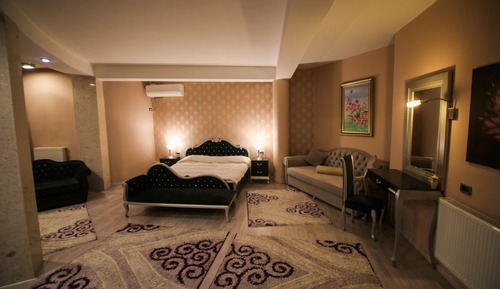 Royal Double Room