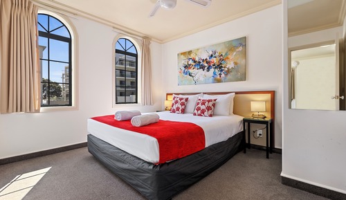 Deluxe Suite