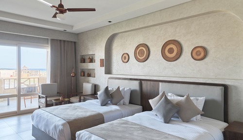 Superior Room, 1 King Bed, Non Smoking, Sea View