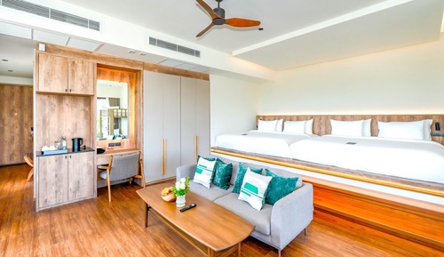 Deluxe Room (Family)