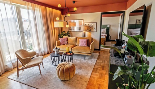Suite, 1 King Bed