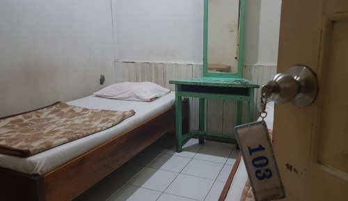 Economy Double Room