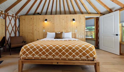 Luxury Tent, 1 Bedroom, Fireplace, Mountain View