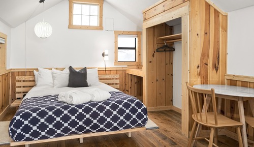 Cabin, 1 Queen Bed, Fireplace