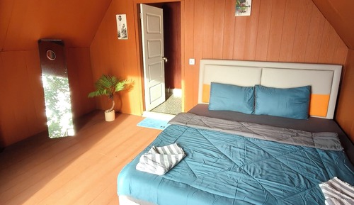 Deluxe Bungalows with Sea Views