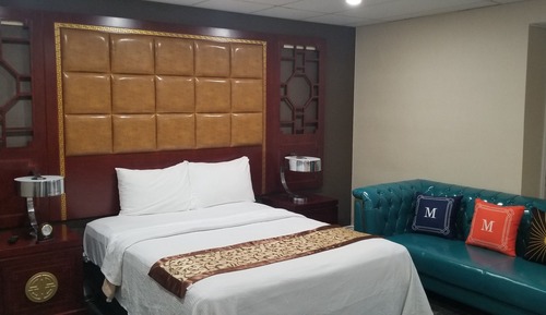 Room, 1 King Bed, Non Smoking