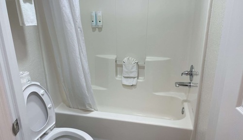 ADA Mobility Accessible Room, 1 King Bed, Non Smoking