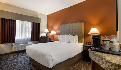 Standard Room, 1 Queen Bed, Accessible, Non Smoking