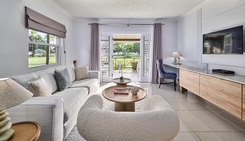 Suite (Pool)