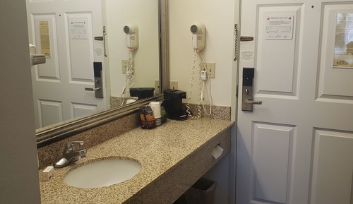 Standard Room, 1 Queen Bed, Accessible