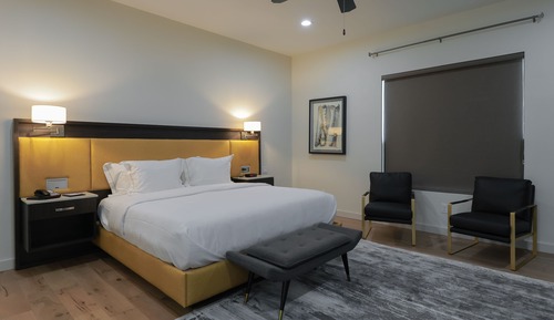 Honeymoon Suite, 1 Bedroom, Jetted Tub, Garden View (Honeymoon Suite)