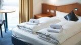 Double Room (Easy)