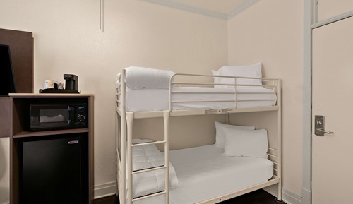 Standard Room, Multiple Beds, Non Smoking, Refrigerator & Microwave