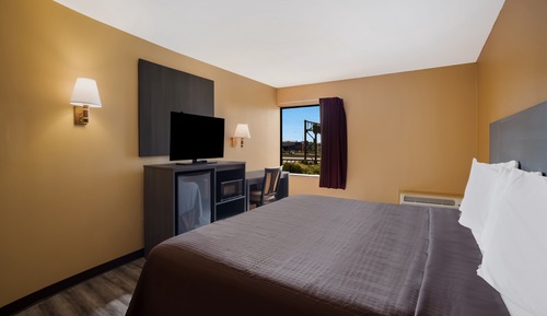 Room, 1 King Bed, Non Smoking