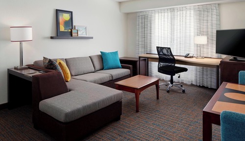 Studio, 1 Queen Bed with Sofa bed (Mobility/Hearing Accessible, Tub)