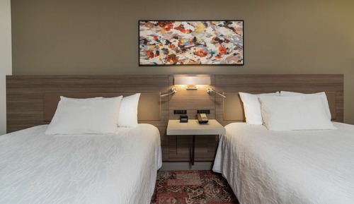 Two queen beds
