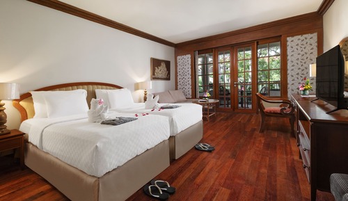 Classic Deluxe Twin Room