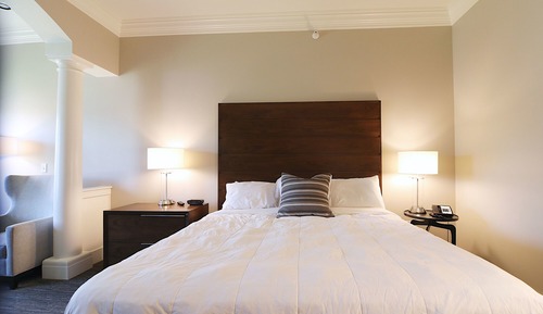 Standard Room, 1 King Bed