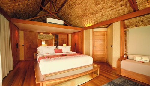 Suite, Overwater (view over Bora Bora)