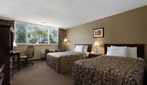 Room, 2 Queen Beds, Non Smoking