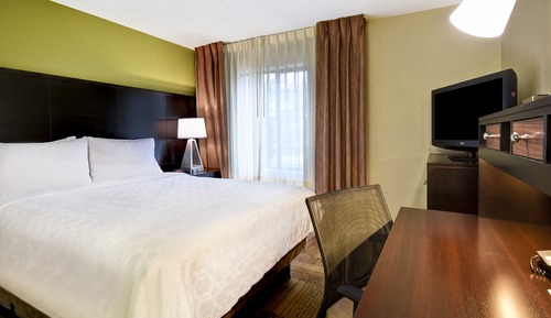 Suite, 2 Bedrooms, Kitchen