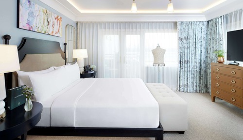 The Grand Lodge Accessible Laurel Suite