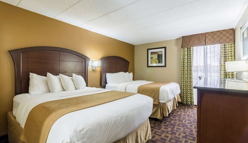 Standard Room, 2 Queen Beds, Non Smoking
