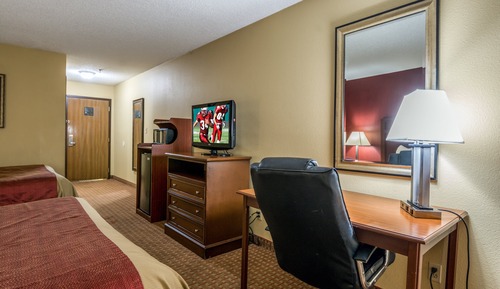 Deluxe Room, 2 Queen Beds, Non Smoking