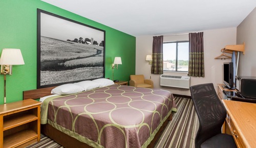 Room, 1 King Bed, Accessible, Non Smoking (Mobility Accessible)