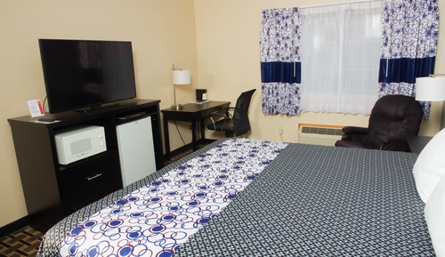 Standard Room, 1 King Bed, Accessible