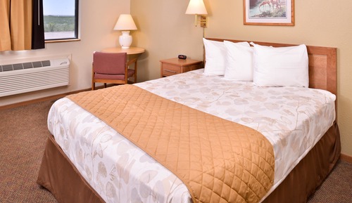 Suite, 1 Queen Bed, Non Smoking
