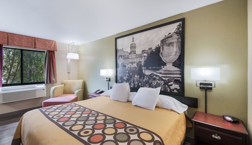 Room, 1 Queen Bed, Accessible, Multiple View