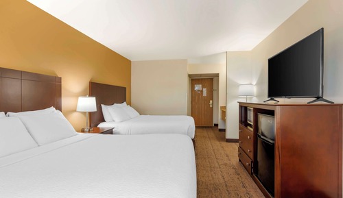 Standard Room, 2 Queen Beds, Non Smoking